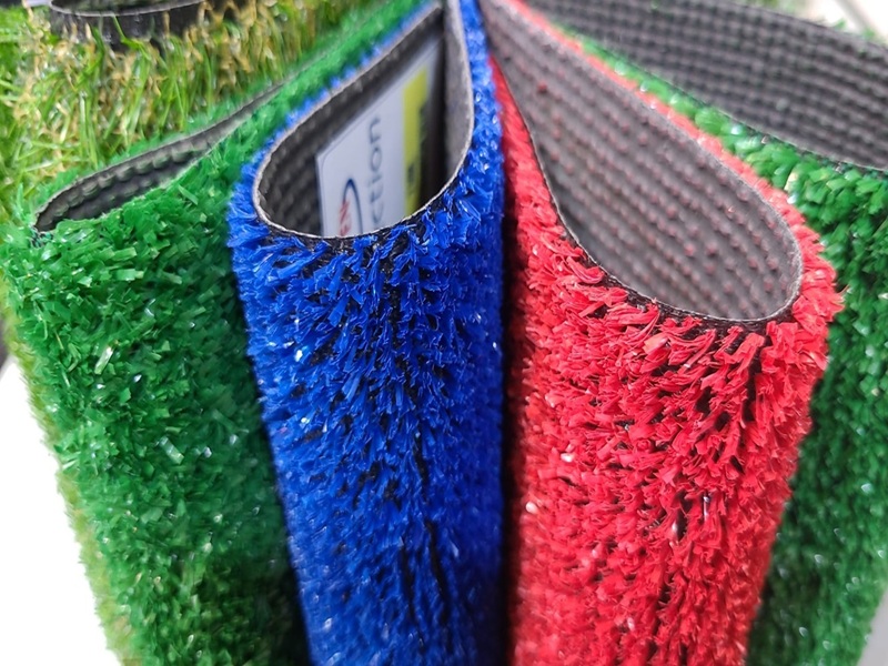 7mm çim halı - ekonomik kısa hav yapay çim, balkon ve teras için uygun fiyatlı seçenek