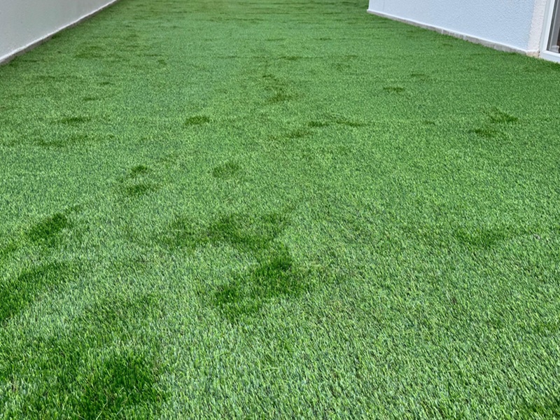 Balkon Çim Halısı Döşeme Balkon çim halısı döşeme - İstanbul balkon teras yapay çim montaj uygulaması, yeşil sentetik çim kaplama