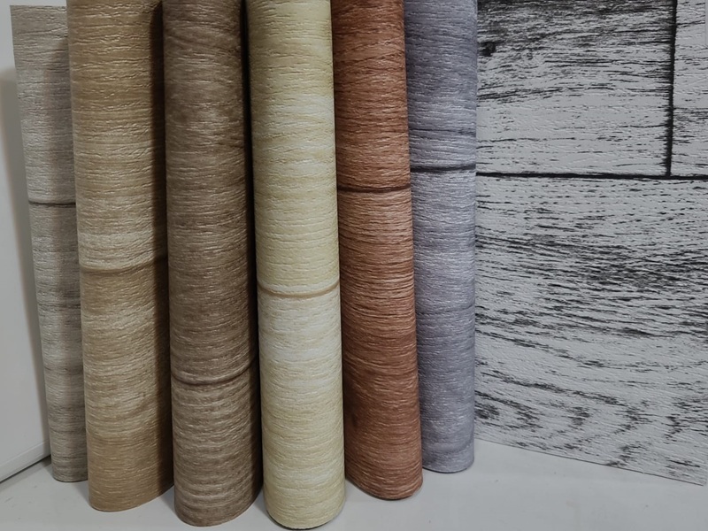 Mineflo Zemin Kaplama - PVC tabanlı mineflo zemin kaplama; bej, krem, kahverengi, gri ve bakır renk seçenekleriyle konut, ofis ve ticari alanlar için su geçirmez, kolay temizlenebilir zemin çözümü.