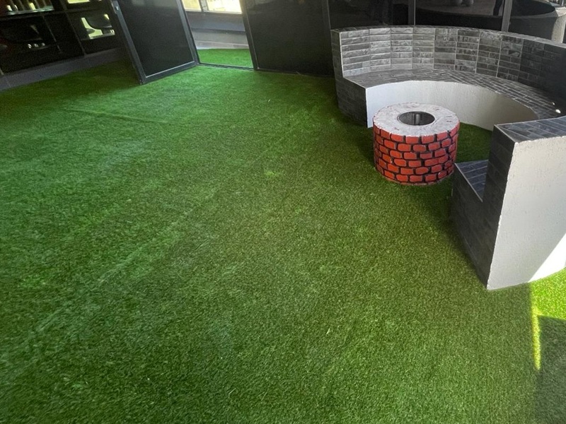 Toptan balkon çim halısı - büyük miktarda toptan satış rulo balkon teras yapay çim halı, inşaat peyzaj firmaları için İstanbul