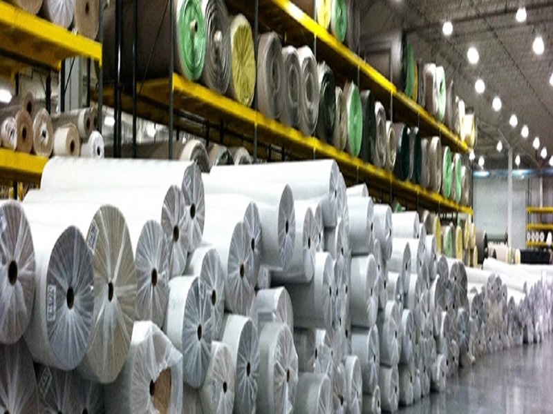 Toptan Zemin Kaplama - Büyük rulo stoğu, fabrika çıkışlı toptan fiyatlandırma ve kurumsal fatura avantajıyla zemin kaplama temini yapan firmamız; inşaat şirketleri, gayrimenkul geliştiriciler ve otel zincirlerine toplu zemin kaplama çözümü sunmaktadır. İstoç depomuzdaki geniş ürün yelpazesinden numune görme imkânı, proje bazlı özel teklif ve teslimat planlaması hizmetlerinden yararlanabilirsiniz.